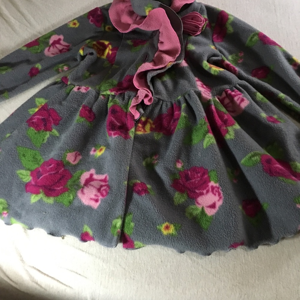 Mack & Co. Girls size 5 Fleece coat peplum waist